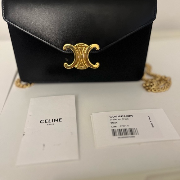 Celine Wallet on chain - Picture 6 of 7